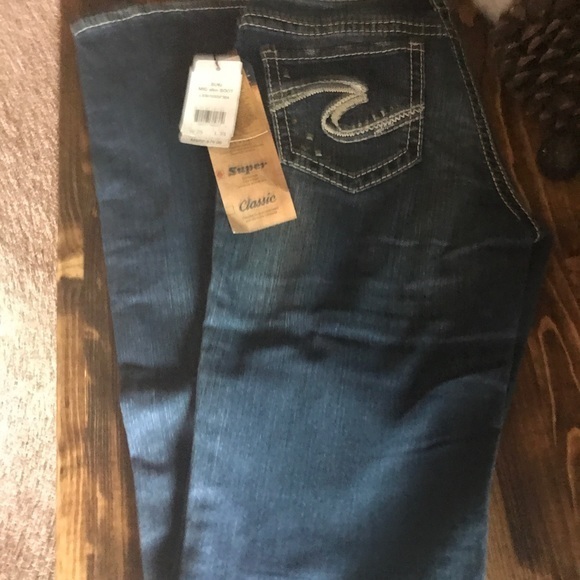 NWT Silver Jeans Suki Mid Rise Slim Boot Cut Jeans - Picture 2 of 7